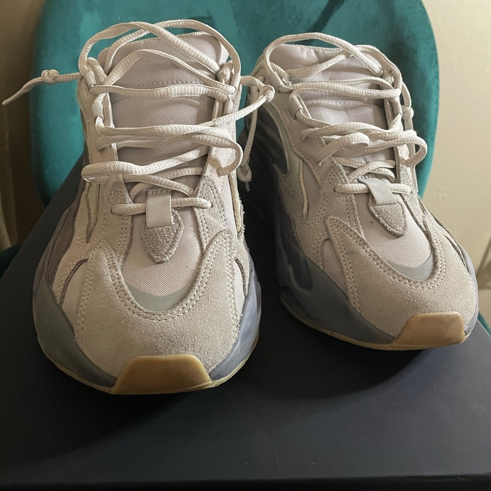 🔥 Kicks for sale